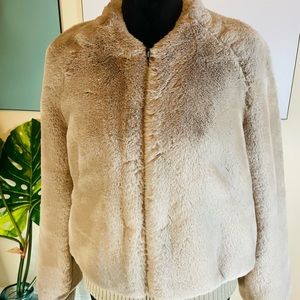 Banana Republic faux fur coat. Size S. Excellent condition.